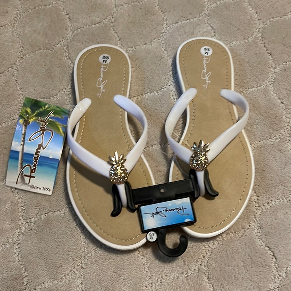 Panama Jack white flip flop sandals. Brand new.  Cute cute.